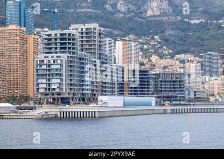 La Condamine, Monaco, 22. 2023. April:- Ein Blick auf die neue Station von Le Portier aus Port Hercules. Stockfoto