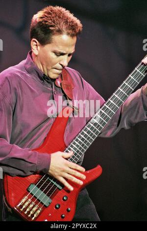 Das Bild wurde während eines Konzerts in der Hamburger Sporthalle aufgenommen. [Maschinelle Übersetzung] Stockfoto
