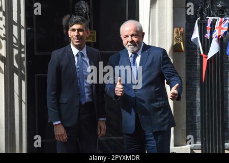 London, Großbritannien. 5. Mai 2023. Luiz Inacio Lula da Silver Präsident Brasiliens in der Downing Street, um Premierminister Rishi Sunak am Vorabend der Krönung von König Karl III. Zu treffen Kredit: MARTIN DALTON/Alamy Live News Stockfoto