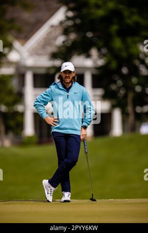 Charlotte, NC, USA. 5. Mai 2023. Tommy Fleetwood auf dem 4. Green während der zweiten Runde der Wells Fargo Championship 2023 im Quail Hollow Club in Charlotte, NC. (Scott Kinser/Cal Sport Media). Kredit: csm/Alamy Live News Stockfoto