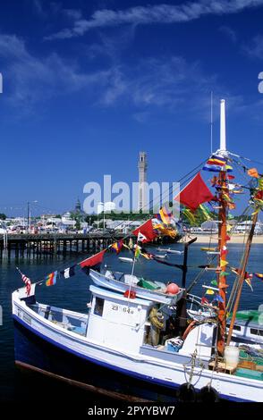 Dekorierte Fischerboote, Provincetown Harbor, Cape Cod Stockfoto