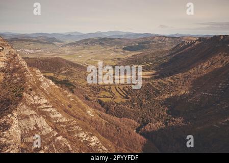 Landschaft der Klippen im Baskenland Stockfoto