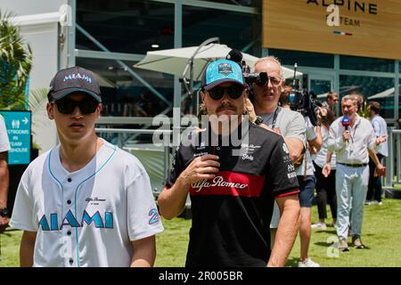 Miami Gardens, Florida, USA. 5. Mai 2023 77 Valtteri Bottas (FIN) Alfa Romeo. Practice and Paddock Life, F1 Grand Prix von Miami im Miami International Autodrome am 5. Mai 2023 in Miami Gardens, Florida, USA. Kredit: Yaroslav Sabitov/YES Market Media/Alamy Live News. Stockfoto