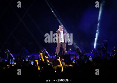 Madrid, Spanien. 05. Mai 2023. Sänger Quevedo bei einem Konzert im Wizink Center in Madrid, Spanien am 5. Mai 2023. Der kanarische Künstler hat mit seiner DQE Tour durch ganz Spanien gereist. (Foto: Alvaro Laguna/Pacific Press) Kredit: Pacific Press Media Production Corp./Alamy Live News Stockfoto