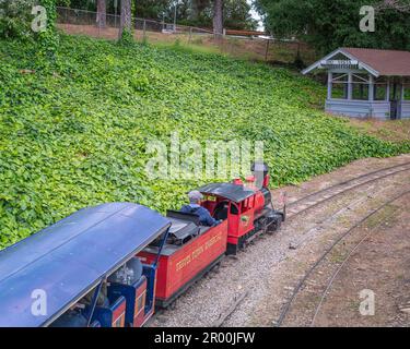 5. Mai 2023, Los Angeles, CA, USA: Zugfahrt im Travel Town Museum im Griffith Park, Los Angeles, CA. Stockfoto