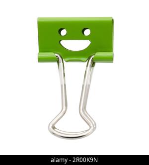 Grüner Heftclip mit Lächeln, isoliert auf weißem Hintergrund Stockfoto