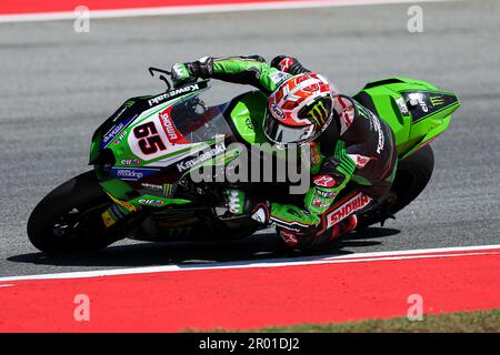 Montmelo, Barcelona, Spanien. 5. Mai 2023. BARCELONA, SPANIEN - MAI 05: Jonathan Rea von GBR des Kawasaki Racing Team WorldSBK mit Kawasaki ZX-10RR während der MOTUL FIM Superbike World Championship 2023 - Prosecco DOC Catalunya Round auf dem Circuit de Barcelona-Catalunya am 05. Mai 2023 in Barcelona, Spanien (Bild: © David Ramirez/DAX via ZUMA Press Wire) NUR REDAKTIONELLE VERWENDUNG! Nicht für den kommerziellen GEBRAUCH! Stockfoto