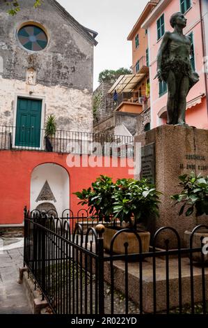 Das Oratorium der Heiligen Caterina über Largo Taragio oder Oratorio dei Disciplinati di Santa Caterina in Corniglia, Cinque Terre, Italien. Stockfoto