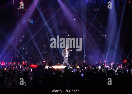 Sänger Quevedo bei einem Konzert im Wizink Center in Madrid, Spanien am 5. Mai 2023. Der kanarische Künstler hat mit seiner DQE Tour durch ganz Spanien gereist. (Foto: Alvaro Laguna/Pacific Press/Sipa USA) Stockfoto