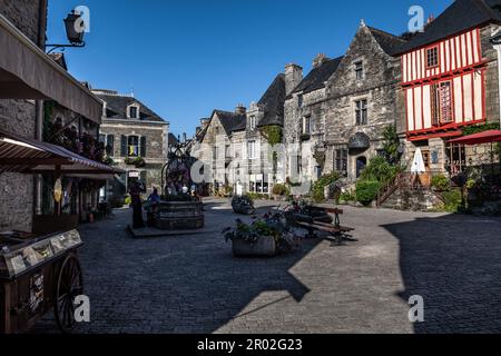 Malerisches Dorf Rochefort En Terre Im Departement Morbihan In Der Bretagne, Frankreich Stockfoto