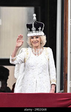 London, Großbritannien. 06. Mai 2023. Königin Camilla auf dem Balkon des Buckingham Palace, London, nach der Krönung. UK, am 6. Mai 2023. Foto: David Niviere/ABACAPRESS.COM Kredit: Abaca Press/Alamy Live News Stockfoto