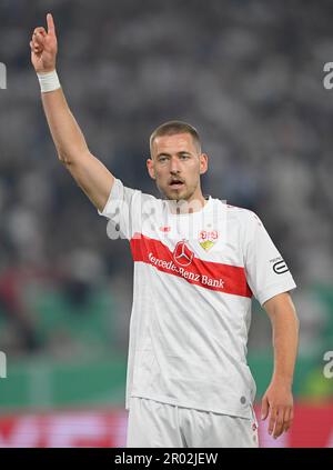 Waldemar Anton VfB Stuttgart (02) Gesture, Gesten, Mercedes-Benz Arena, Stuttgart, Baden-Württemberg, Deutschland Stockfoto