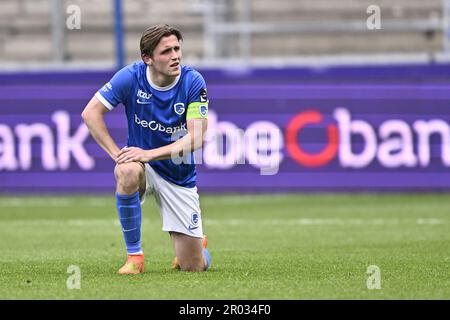 Lommel, Belgien. 06. Mai 2023. Jong Genks Tuur Rommens wurden während eines Fußballspiels zwischen Jong Genk (U23) und KMSK Deinze am Samstag, den 06. Mai 2023 in Genk, am 9. (Von 10) Tag der Relegation Play-offs der 1B. Division der belgischen Meisterschaft „Challenger Pro League“ von 2022-2023 in der zweiten Division der belgischen Meisterschaft gezeigt. BELGA FOTO JOHAN EYCKENS Kredit: Belga News Agency/Alamy Live News Stockfoto