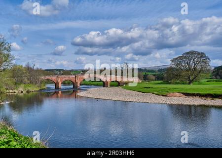 Eden Bridge, über den Fluss Eden, nahe Lazonby, Penrith, Cumbria Stockfoto