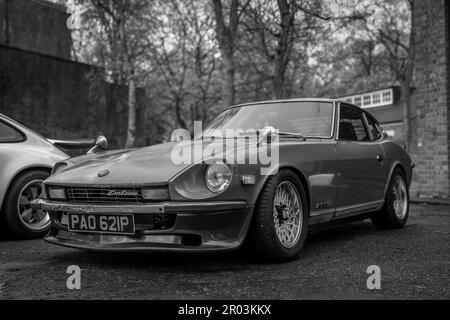 1976 Uhr Datsun 280Z, ausgestellt beim April Scramble im Bicester Heritage Centre am 23. April 2023. Stockfoto