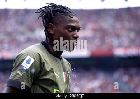 Mailand, Italien, 6. Mai 2023. Rafael Leao (17 Mailand) beim Spiel der Serie A Tim zwischen AC Milan und SS Lazio im San Siro Stadium am 6. Mai 2023 in Mailand, Italien. Kredit: Stefano Nicoli/Speed Media/Alamy Live News Stockfoto