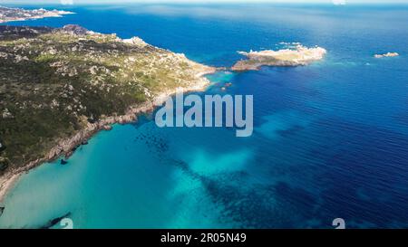 Santa Teresa Gallura ist eine Stadt an der nördlichen Spitze von Sardinien, Isola di Municca, Insel Municca, in der Provinz Sassari, Italien. Fhotographiert von Stockfoto