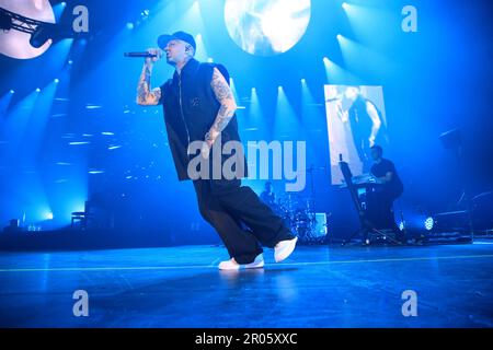 Casalecchio Di Reno, Italien. 06. Mai 2023. Italienischer Sänger Rapper Lazza tritt auf der Bühne der UnipolArena auf. Kredit: Independent Photo Agency/Alamy Live News Stockfoto