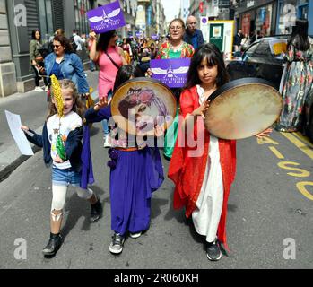 Paris, Frankreich. 07. Mai 2023. 2. Ausgabe des Pariser Kurdenfestivals, das am 6. Mai 2023 vom Rathaus des Kurdischen Demokratischen Rats des 10. Arrondissements (CDKF) in Paris, Frankreich, veranstaltet wird. Foto: Karim Ait Adjedjou/ABACAPRESS.COM Kredit: Abaca Press/Alamy Live News Stockfoto