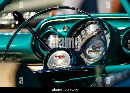 Detailfoto des Chevrelot Bel Air Steering Wheel bei der Nachmittagsausstellung Stockfoto