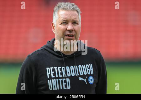 Barnsley, Großbritannien. 07. Mai 2023. Darren Ferguson Manager von Peterborough United erscheint vor dem Sky Bet League 1-Spiel Barnsley gegen Peterborough in Oakwell, Barnsley, Großbritannien, 7. Mai 2023 (Foto von Alfie Cosgrove/News Images) in Barnsley, Großbritannien, am 5./7. Mai 2023. (Foto: Alfie Cosgrove/News Images/Sipa USA) Kredit: SIPA USA/Alamy Live News Stockfoto