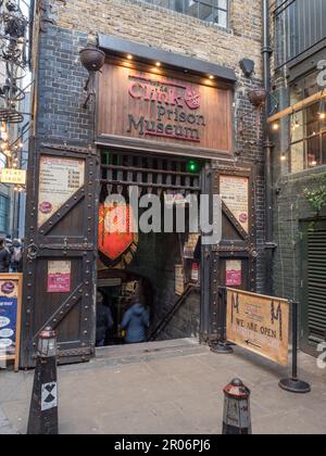 Eintritt zum Clink Prison Museum im Zentrum von London, Großbritannien. Stockfoto