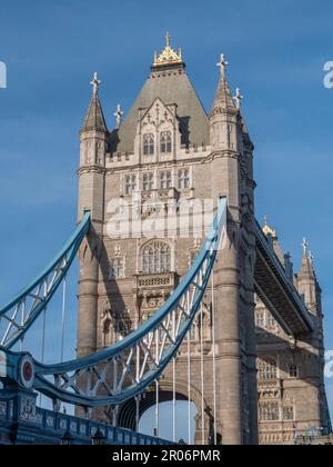 Tower Bridge im Zentrum von London, Großbritannien. Stockfoto