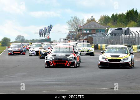 TCR Touring Car Championship Sonntag, den 7. Mai 2023, erhält Jac Constable den ersten TCR UK-Sieg für Audi, Croft Darlington. Kredit: Robert Chambers/Alamy Live News Stockfoto