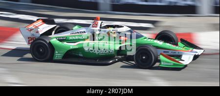 IndyCar-Fahrer Devlin DeFrancesco trat beim Long Beach Grand Prix in Andretti Autosports Nr. 29 an. Stockfoto