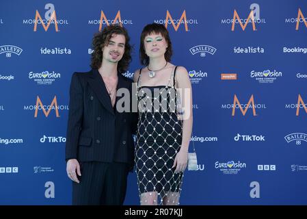 Mia Nicolai und Dion Cooper nehmen an der Big Eurovision Willkommensparty der National Lottery in St. George's Hall, Liverpool, Teil. Foto: Sonntag, 7. Mai 2023. Stockfoto