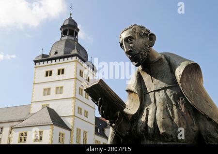 Friedrich von Spee, Jesuit, Theologe, Dichter, Denkmal, Theodorianum Gymnasium, Paderborn, Ostwestfalen-Lippe, Nordrhein-Westfalen, Deutschland Stockfoto