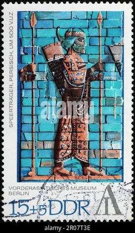 Ein Mann aus der Prozessionalität Babylons im Pergamon-Museum von Berlin auf Stempel Stockfoto