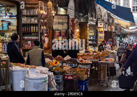 Damaskus, Syrien - Mai 2023: Alter Basar, Suq Al Hamidiiyah in Damaskus, Syrien Stockfoto