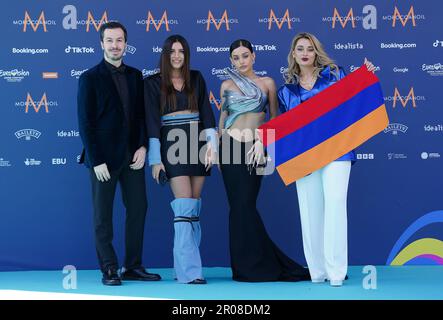 ICH ÜBERMITTLE MIT DEM RICHTIGEN NAMEN Brünette aus Armenien, die an der großen Eurovision-Willkommensparty der National Lottery in der St. George's Hall in Liverpool teilnimmt. Foto: Sonntag, 7. Mai 2023. Stockfoto