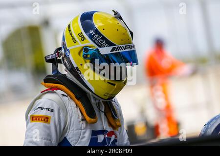 2 Seas Motorsport Mercedes-AMG GT3 Fahrer Jules Gounon in Runde 3 der British GT Championship von Intelligent Money auf der Silverstone Circuit in Northamptonshire. 07. Mai 2023 Foto: Jurek Biegus. Nur redaktionelle Verwendung, Lizenz für kommerzielle Verwendung erforderlich. Stockfoto