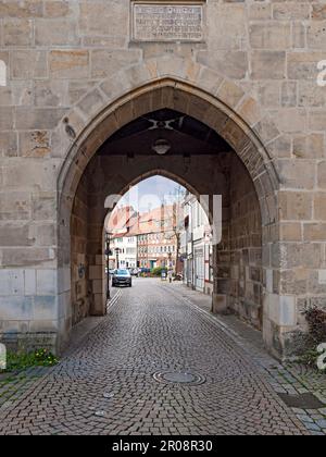 Blick durch den Westertor in Dudertsadt, Deutschland Stockfoto
