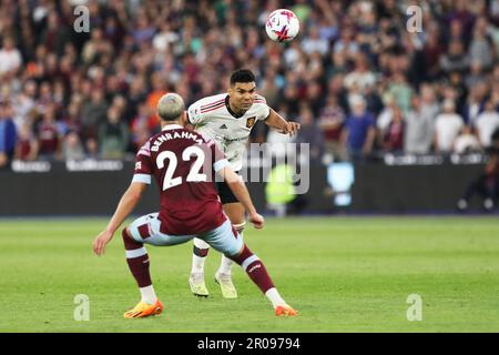 London, Großbritannien. 07. Mai 2023. Casemiro of Manchester United auf dem Ball während des Premier League-Spiels zwischen West Ham United und Manchester United im London Stadium, Queen Elizabeth Olympic Park, London, England am 7. Mai 2023. Foto: Joshua Smith. Nur redaktionelle Verwendung, Lizenz für kommerzielle Verwendung erforderlich. Keine Verwendung bei Wetten, Spielen oder Veröffentlichungen von Clubs/Ligen/Spielern. Kredit: UK Sports Pics Ltd/Alamy Live News Stockfoto