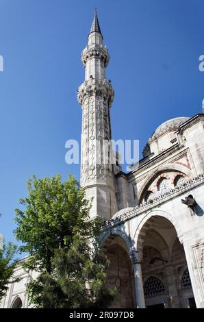 Die Shehzade-Moschee (Istanbul) ist ein Meisterwerk der osmanischen Architektur, erbaut im Jahr 1548 auf Geheiß von Sultan Suleiman dem herrlichen Stockfoto