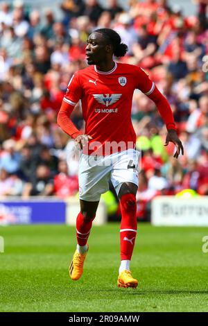 Oakwell Stadium, Barnsley, England - 7. Mai 2023 Devante Cole (44) of Barnsley - während des Spiels Barnsley gegen Peterborough United, Sky Bet League One, 2022/23, Oakwell Stadium, Barnsley, England - 7. Mai 2023 Guthaben: Arthur Haigh/WhiteRosePhotos/Alamy Live News Stockfoto