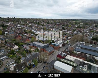 Berkhamsted Town High Street Hertfordshire, UK Drohne aus der Vogelperspektive Stockfoto