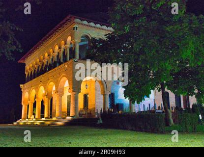 Mogosoaia-Palast in Bukarest bei Nacht Stockfoto