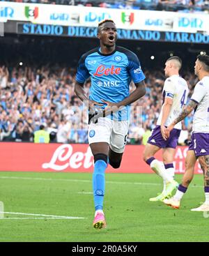 Neapel, Italien. 7. Mai 2023. Victor Osimhen aus Neapel feiert sein Tor während des Fußballspiels der Italienischen Serie A zwischen Neapel und Fiorentina am 7. Mai 2023 in Neapel, Italien. Kredit: Alberto Lingria/Xinhua/Alamy Live News Stockfoto