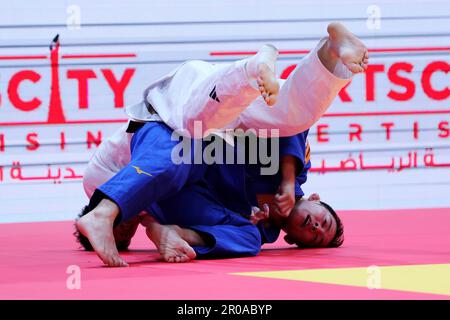 Ali Bin Hamad Al Attiyah Arena, Doha, Katar. 7. Mai 2023. (L-R) Harim Lee (KOR), Naohisa Takato (JPN), 7. MAI 2023 - Judo : World Judo Championships Doha 2023 Männer -60kg Bronze Medal Match in Ali bin Hamad Al Attiyah Arena, Doha, Katar. Kredit: Naoki Nishimura/AFLO SPORT/Alamy Live News Stockfoto