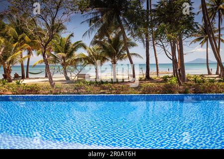 Swimmingpool des Peppercorn Beach Resort, Insel Phu Quoc, Phu Quoc, Vietnam, Asien Stockfoto