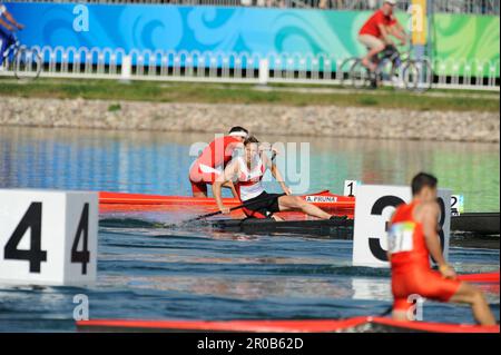 DITTMER Andreas Aktion im C1 über 1000m total erschöpft im Ziel. Kanurennsport 1. Finaltag. 22,8.2008.Olympia 2008 - Peking - China Stockfoto