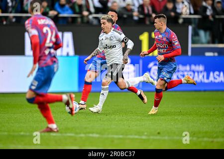 WARSCHAU, POLEN - 1. APRIL 2023: T-Mobile Ekstraklasa Legia Warszawa - Rakow Czestochowa o/p: Josue (Legia) Stockfoto