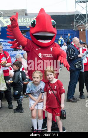 Fans von Mighty Red im Prenton Park vor Liverpool V Manchester City (Terry Scott/SPP) Guthaben: SPP Sport Press Photo. Alamy Live News Stockfoto