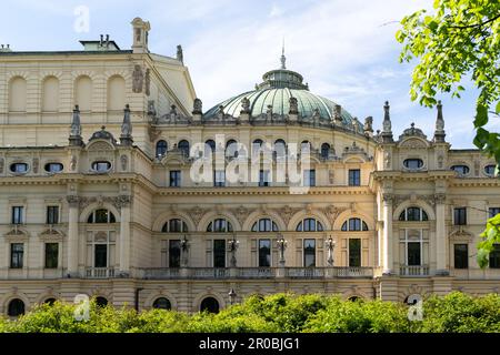 Juliusz Słowacki Theater (Teatr im. Juliusza Słowackiego Kraków), vielseitiges Theater und Opernhaus aus dem 19. Jahrhundert. UNESCO-Weltkulturerbe. Stockfoto