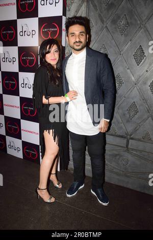 Shivani Mathur, Ehefrau, Vir das, indischer Komiker, Ehemann, Weirdas Comedy Event, Mumbai, Indien, 2. Mai 2017 Stockfoto