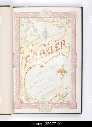 2007.2833.4. Osler-Katalog, 1898. Hersteller: F & C Osler (Ltd). Katalog der farbigen Leuchten auf der Rückseite. Mit blauem Stoff und goldenen Buchstaben auf dem vorderen Einband gebunden. Stockfoto